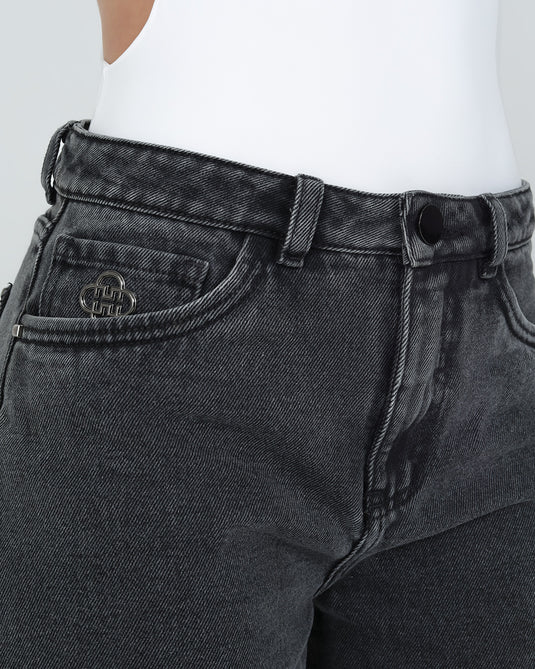 NYRA JEAN BLACK - LEVIÁH