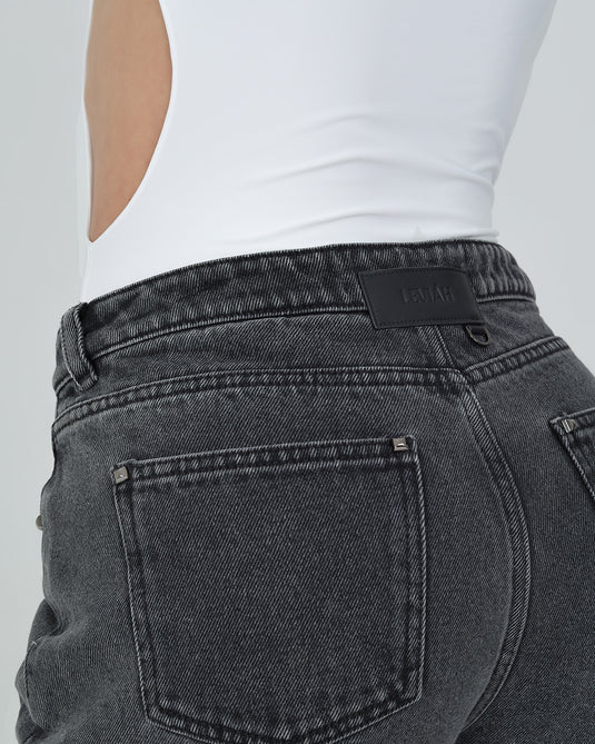 NYRA JEAN BLACK - LEVIÁH